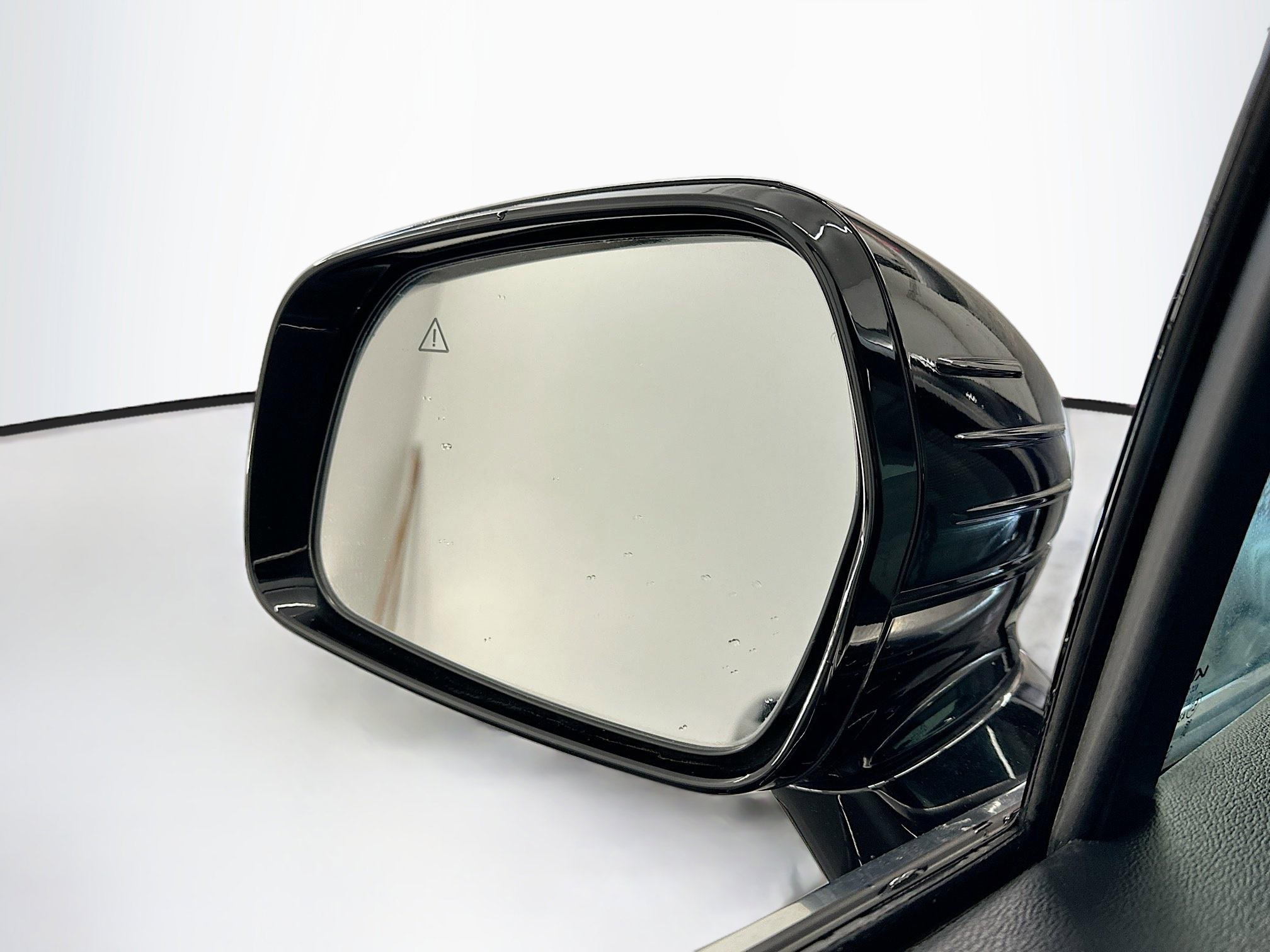 Used 2024 Kia Sorento S image 16