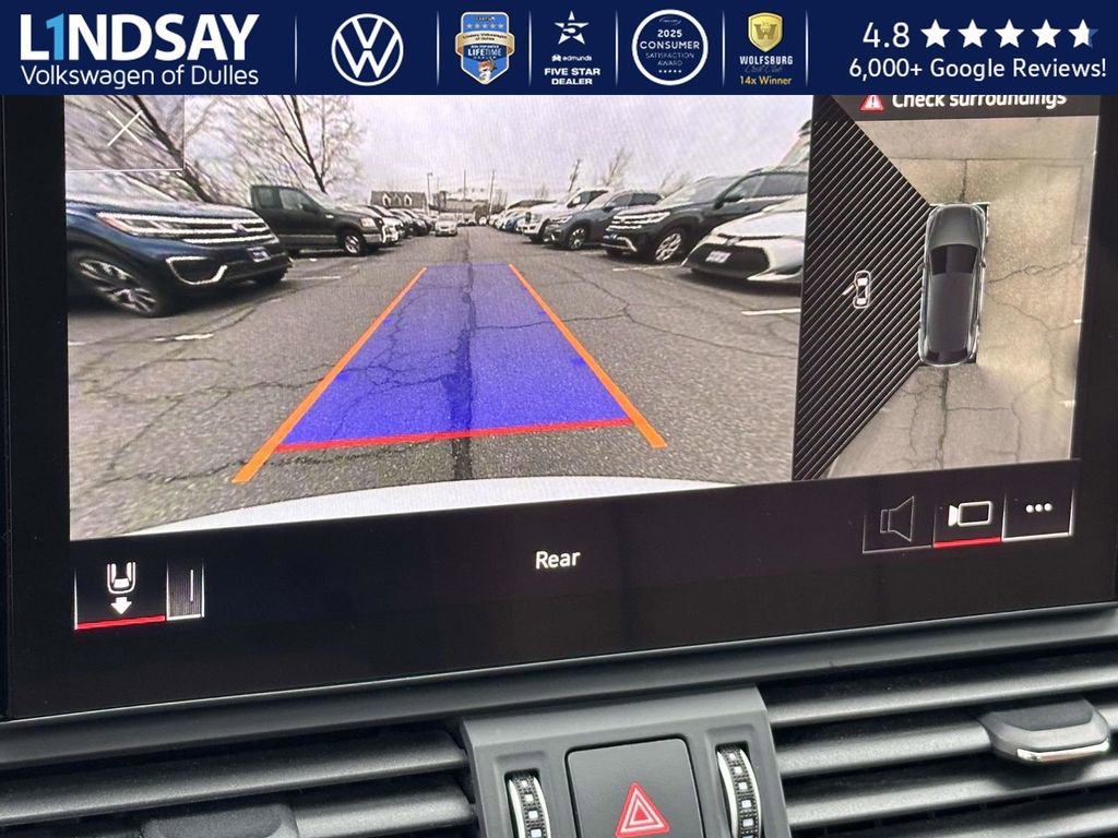 Used 2023 Audi Q5 e Premium Plus w/ Premium Plus Package image 16