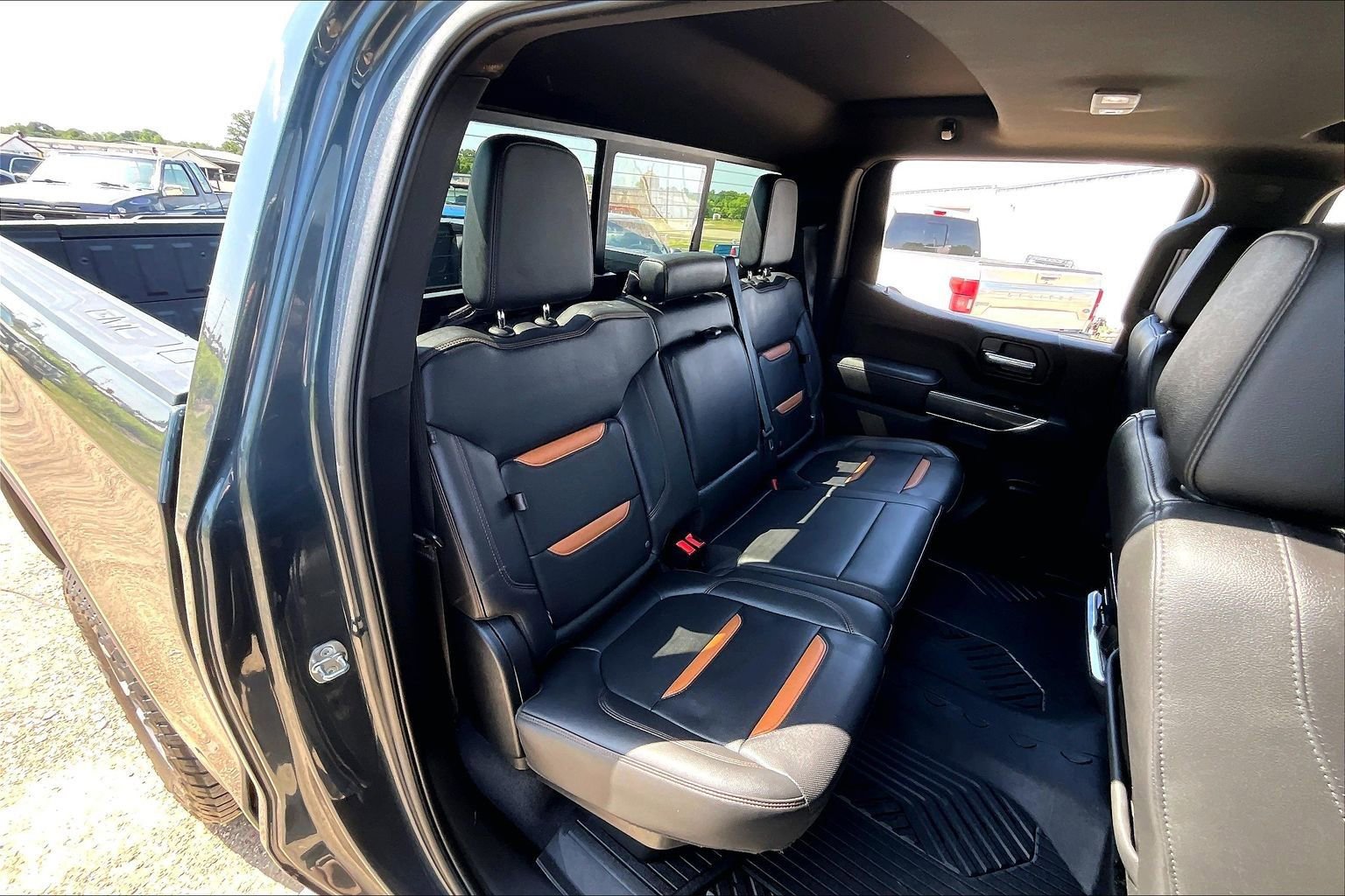 Used 2020 GMC Sierra 1500 AT4 w/ AT4 Premium Package AWD/4WD image 29