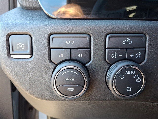 Certified 2024 Chevrolet Silverado 1500 LT image 20