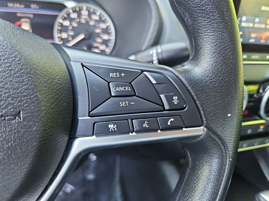 Used 2024 Nissan Sentra SV FWD image 12