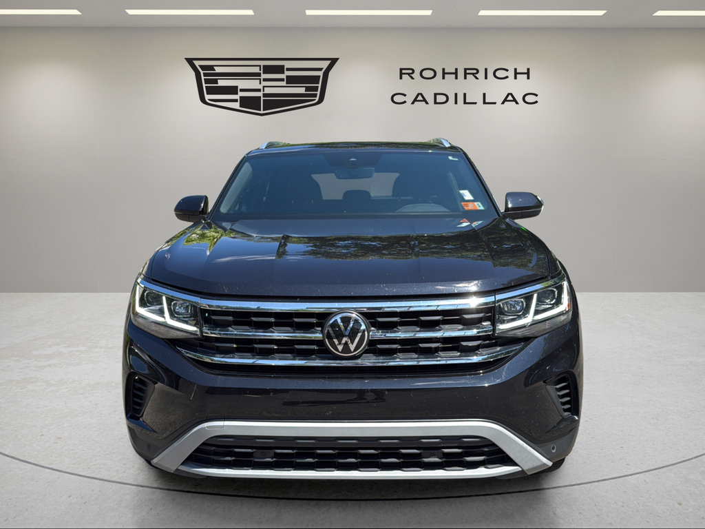 Used 2023 Volkswagen Atlas Cross Sport SEL AWD/4WD image 2