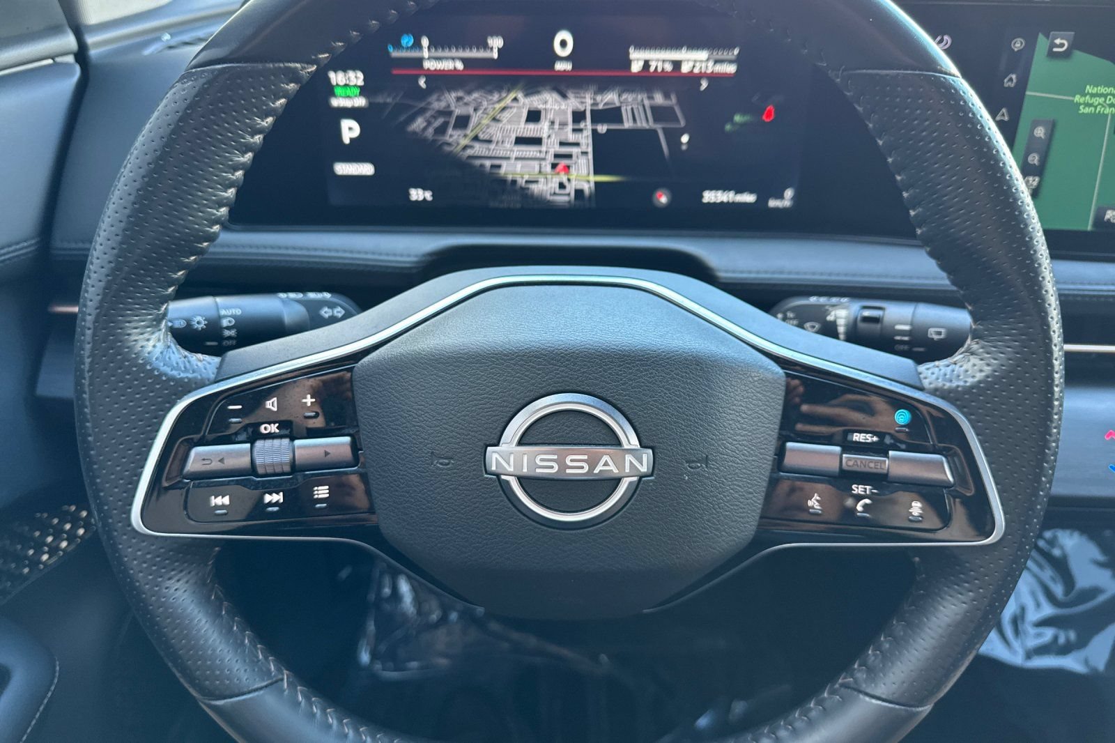 Certified 2023 Nissan Ariya FWD image 27