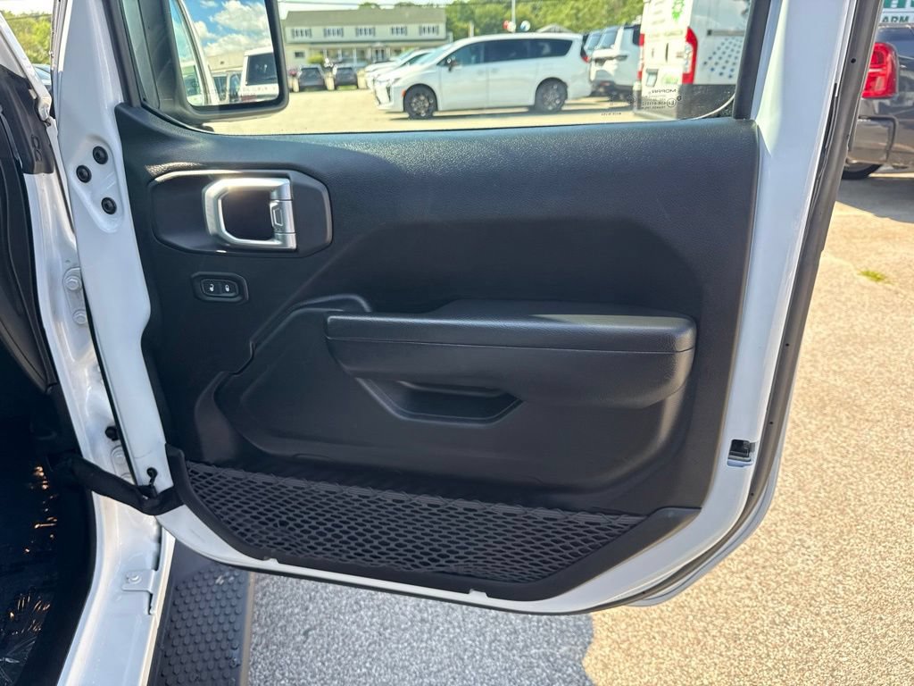 Certified 2023 Jeep Wrangler Sport AWD/4WD image 24