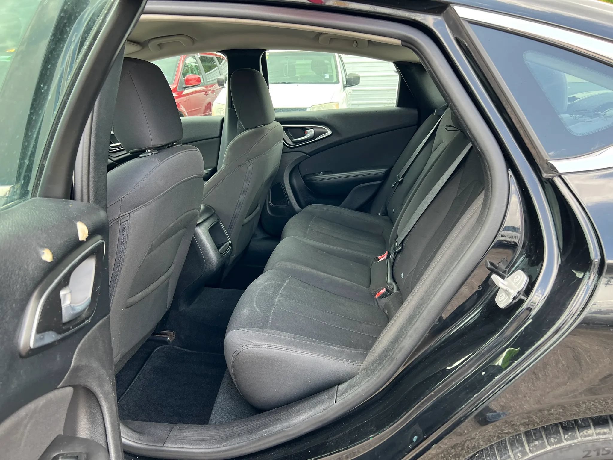 Used 2016 Chrysler 200 Limited w/ Convenience Group FWD image 11