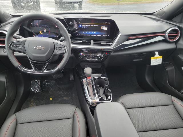 New 2026 Chevrolet Trax RS w/ Sunroof Package FWD image 24