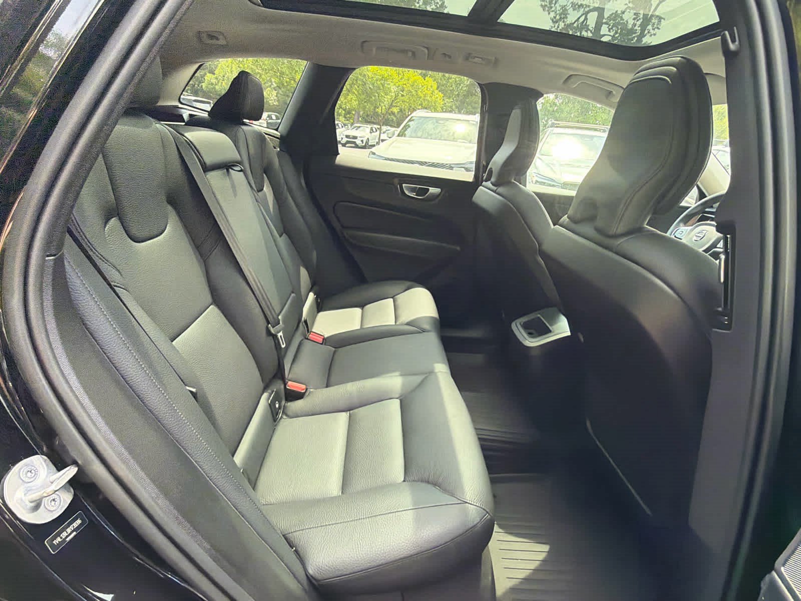 Used 2024 Volvo XC60 B5 Plus w/ Protection Package Premier AWD/4WD image 20