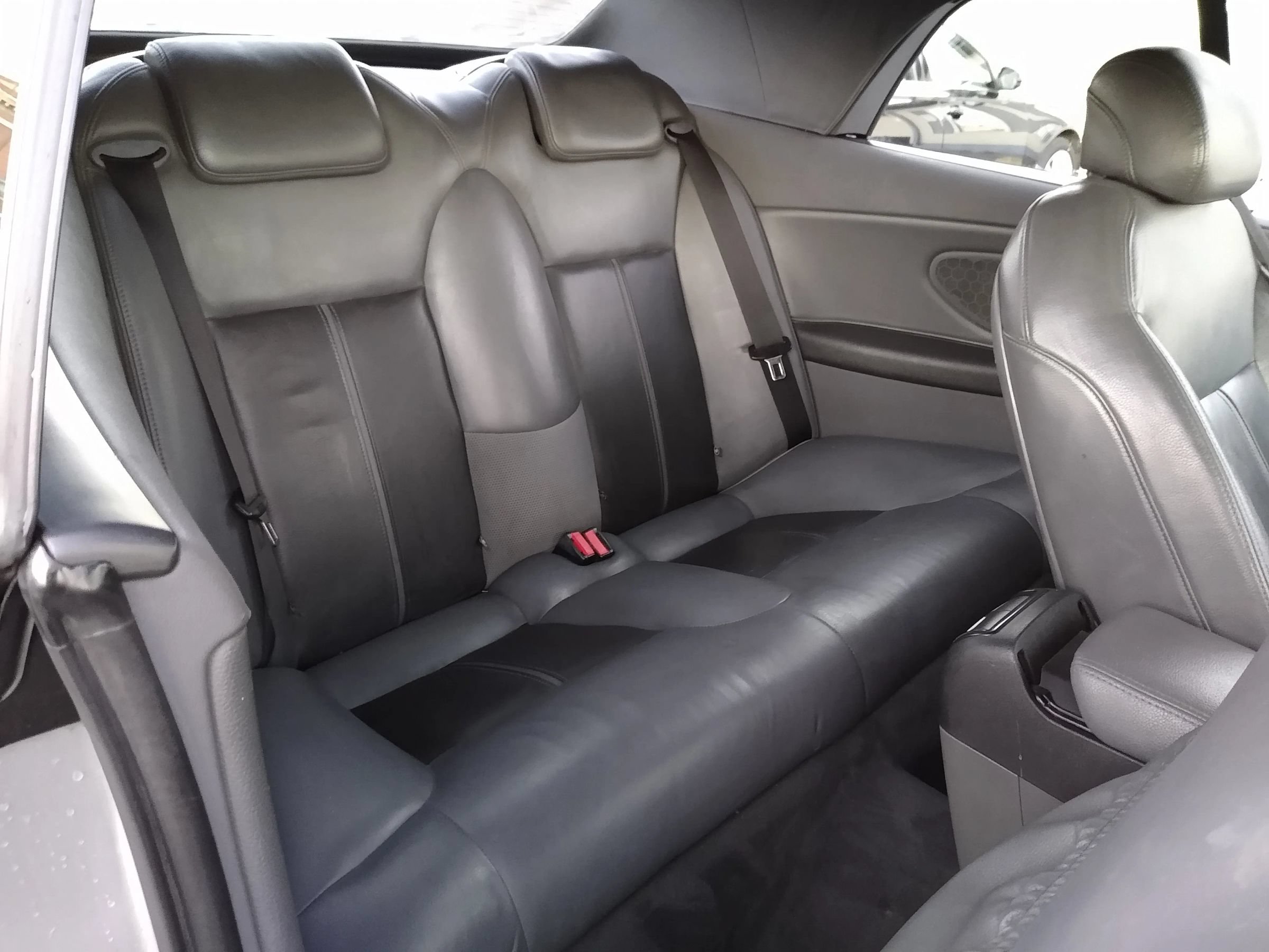 Used 2004 Saab 9-3 Aero FWD image 19