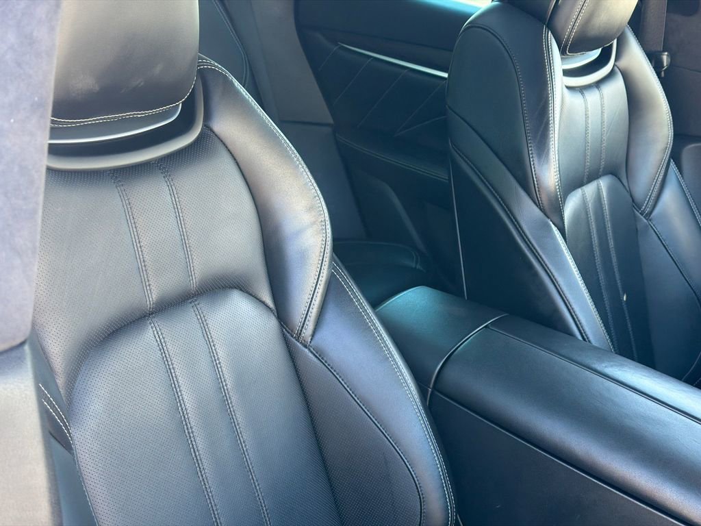 Used 2019 Maserati Levante GTS image 12