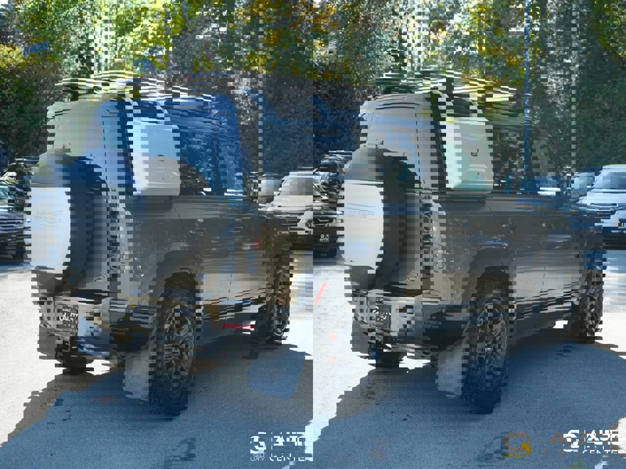 Used 2021 Land Rover Defender 110 X image 5