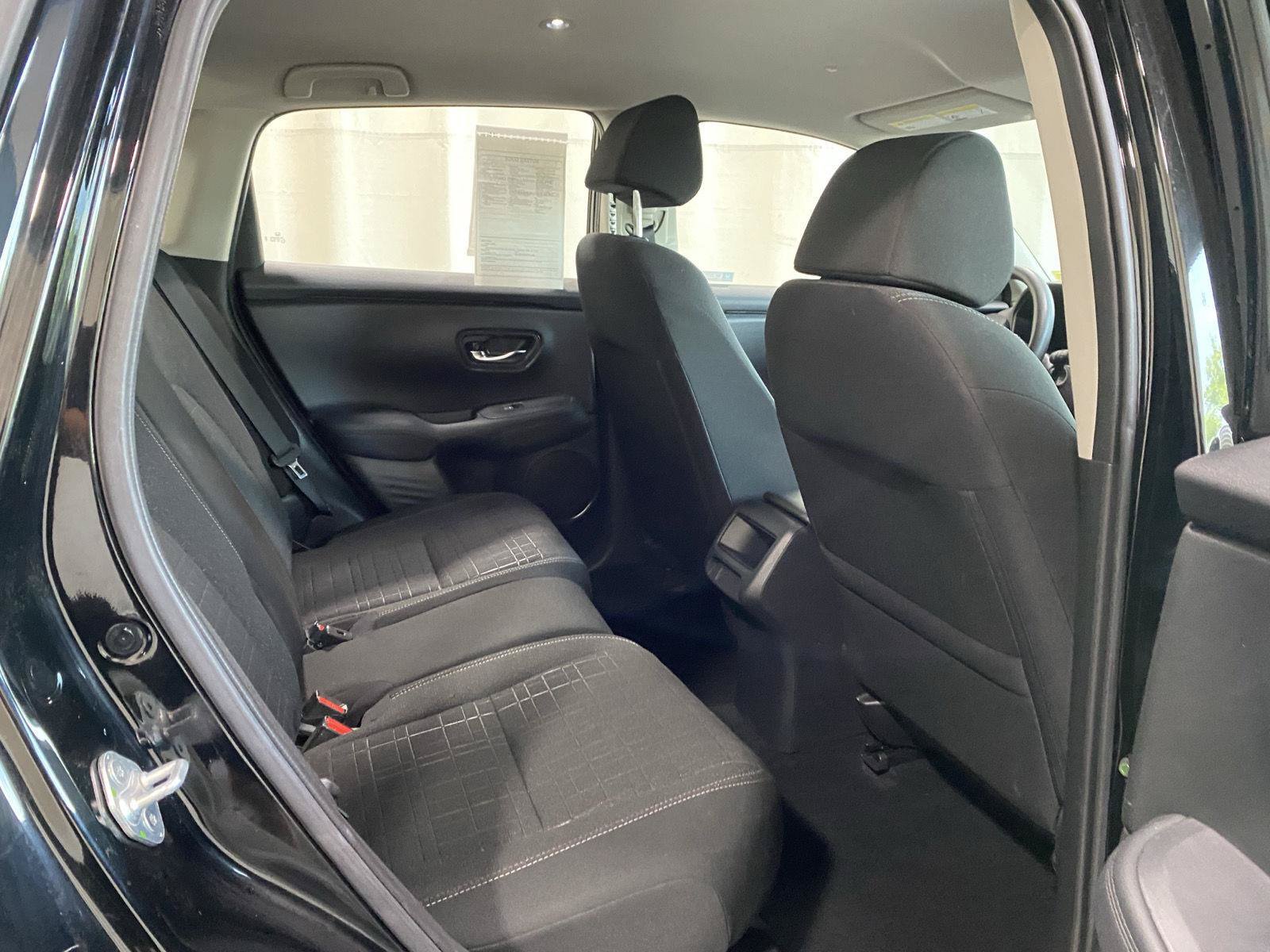 Used 2024 Honda HR-V LX image 12