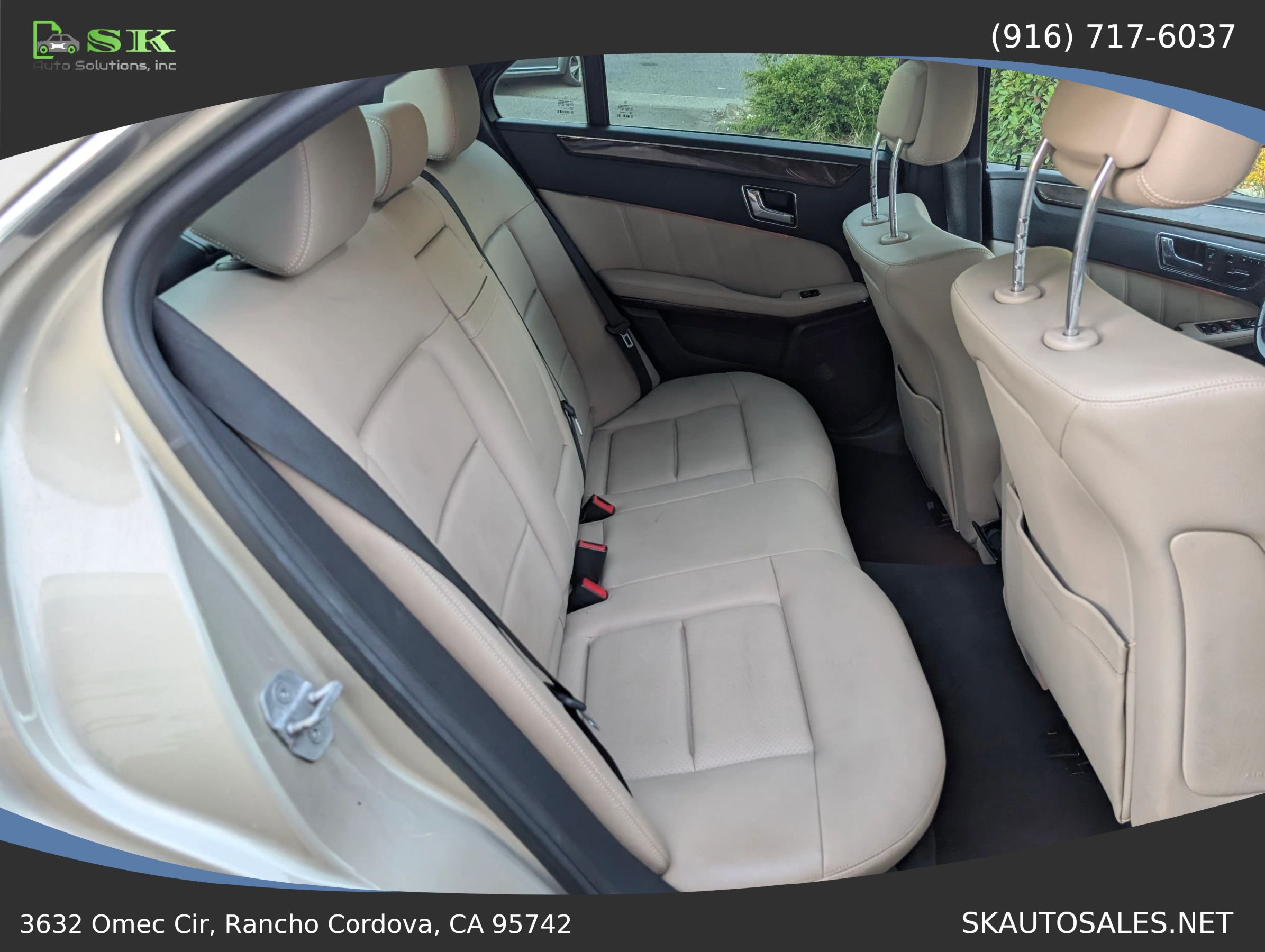 Used 2010 Mercedes-Benz E 350 4MATIC Sedan image 24