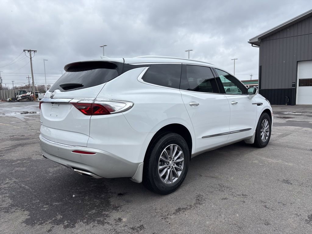 Used 2022 Buick Enclave Essence w/ Trailering Package, 5000 lbs. image 7