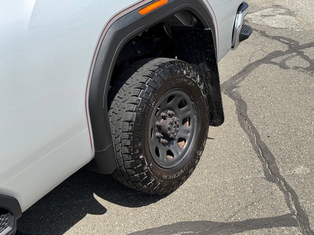 Used 2022 GMC Sierra 3500 Pro AWD/4WD image 8