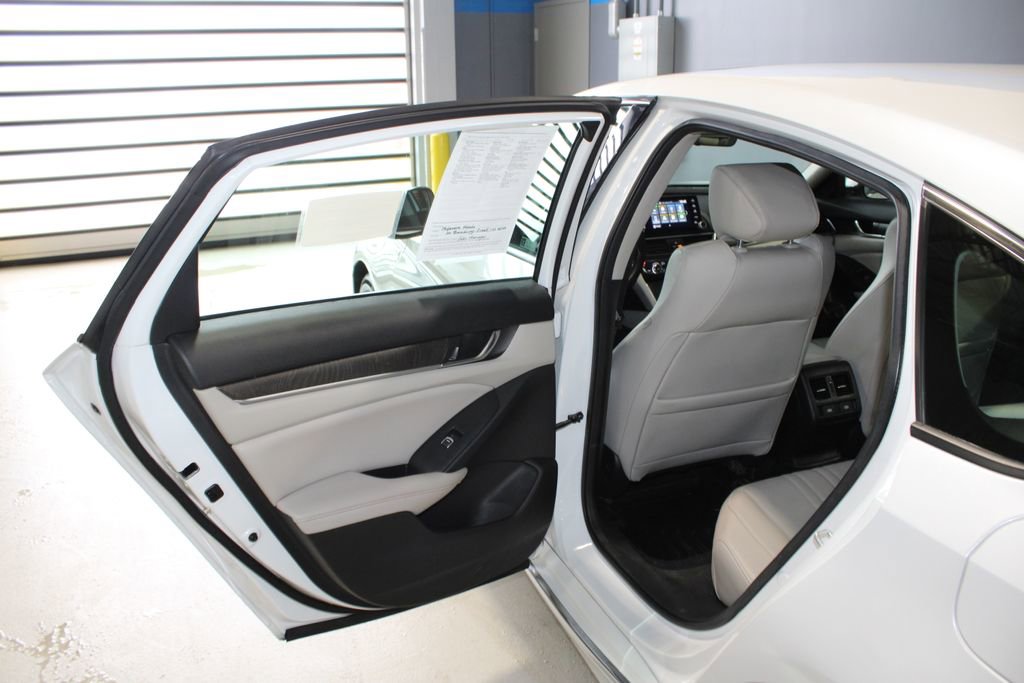 Used 2022 Honda Accord EX-L image 19