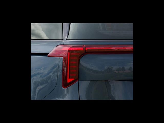 Used 2025 Kia Carnival SX Prestige image 13