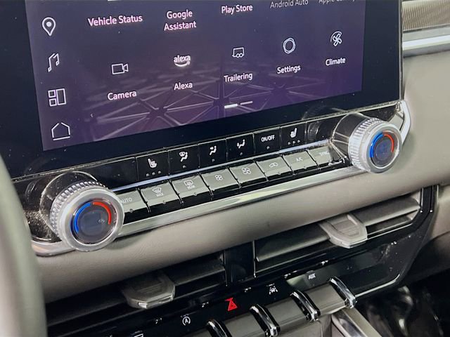 Used 2024 GMC Canyon Elevation w/ Convenience Package image 13