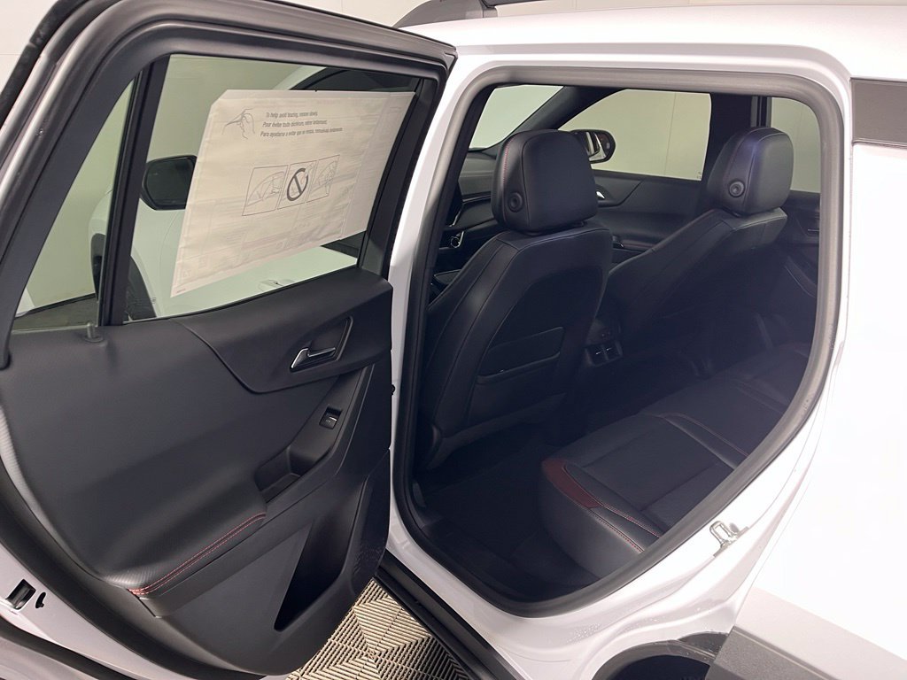 New 2027 Chevrolet Equinox RS w/ Convenience Package III AWD/4WD image 8