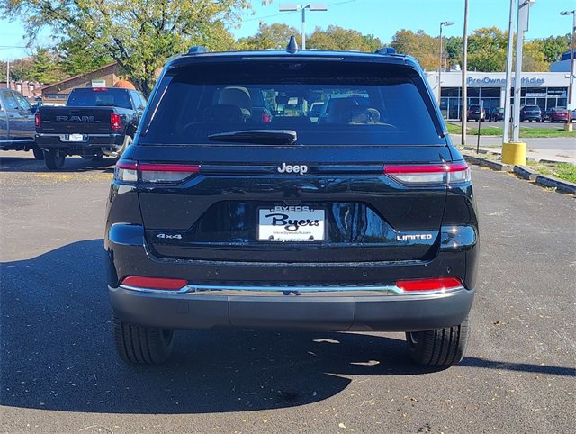 New 2025 Jeep Grand Cherokee Limited image 34