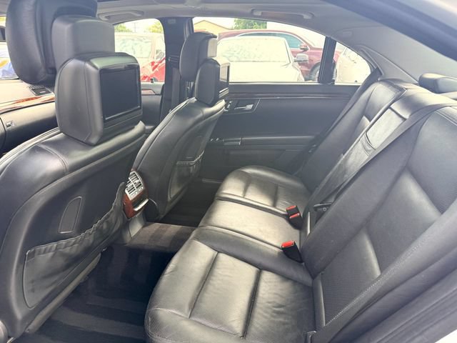 Used 2010 Mercedes-Benz S 550 4MATIC image 18