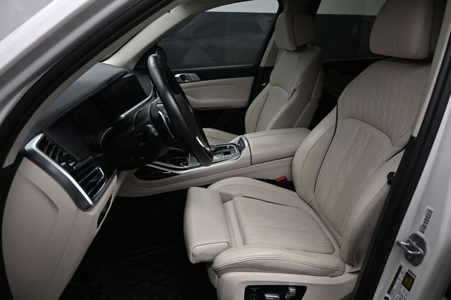 Used 2020 BMW X7 xDrive40i w/ Premium Package AWD/4WD image 18