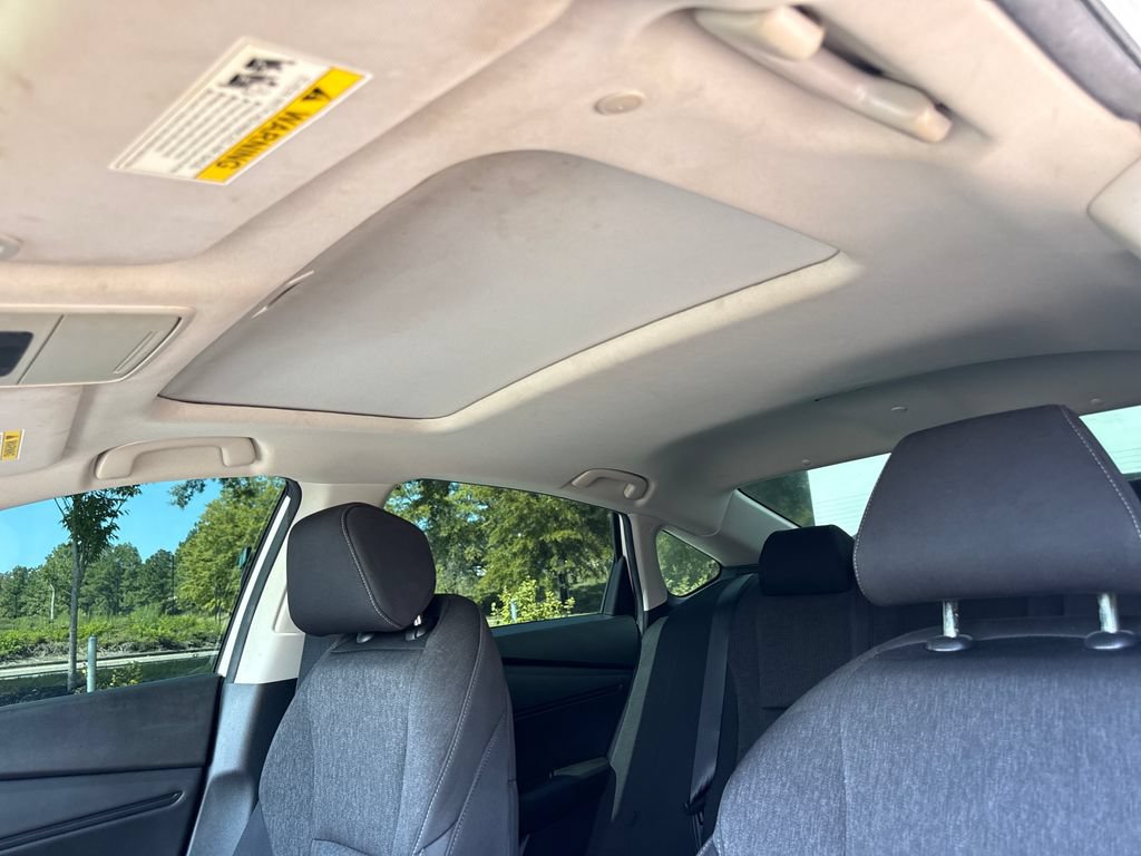 Certified 2024 Honda Accord EX image 31
