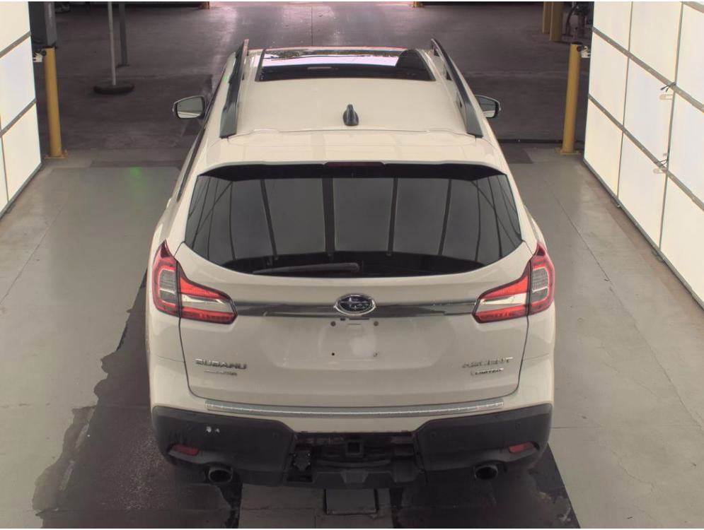 Used 2020 Subaru Ascent Limited w/ Technology Package AWD/4WD image 3