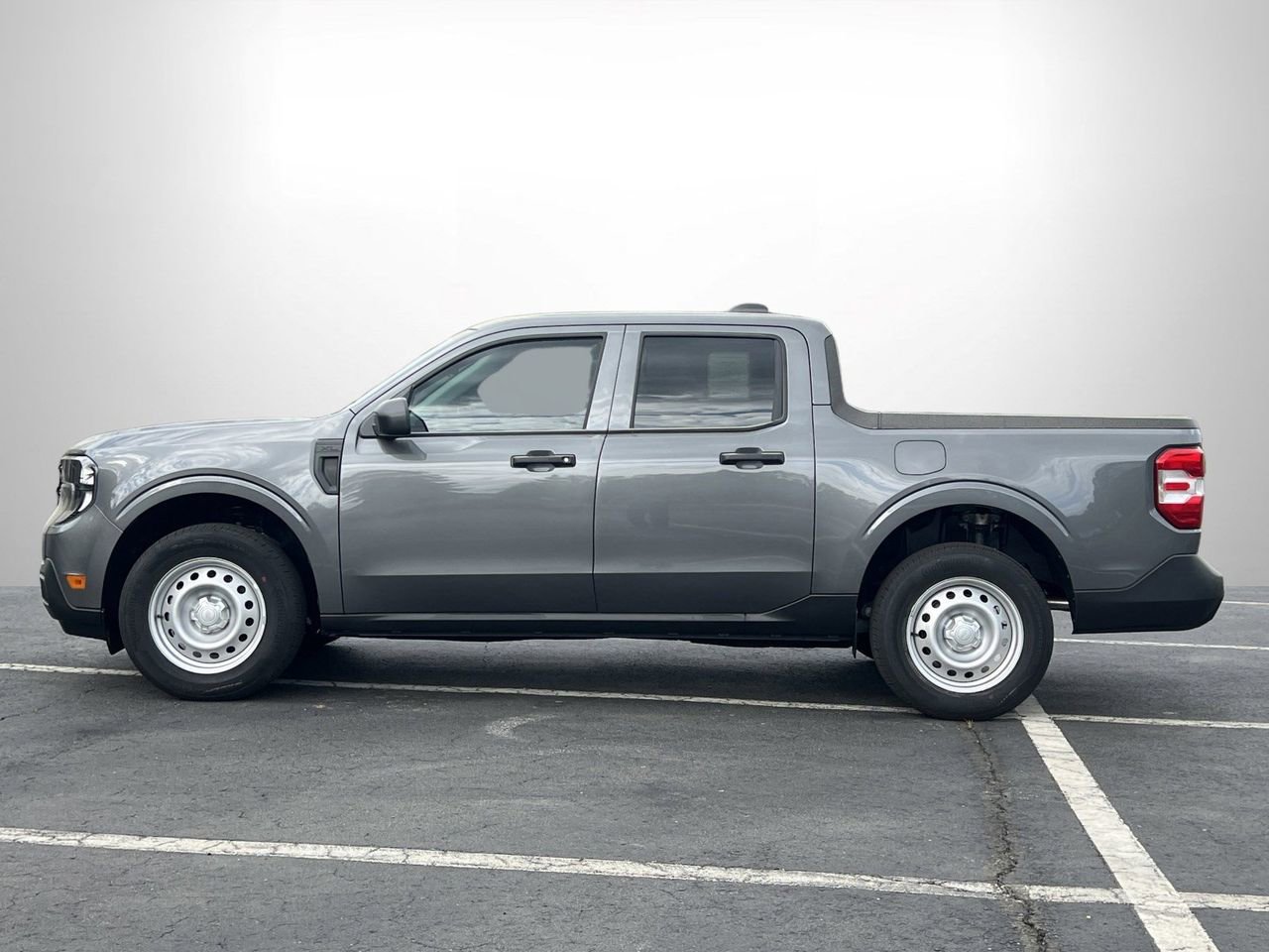 New 2026 Ford Maverick XL image 18