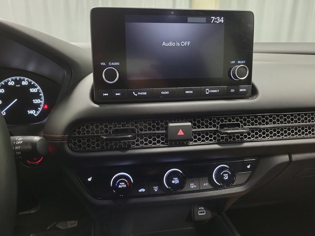 Used 2025 Honda HR-V Sport image 17