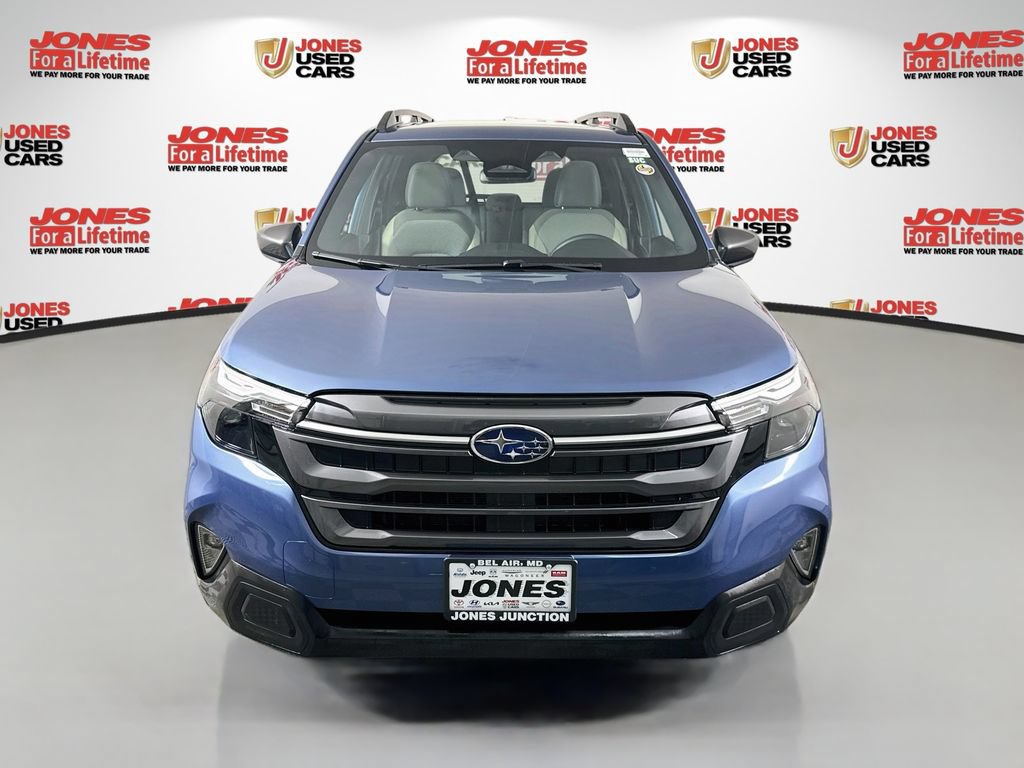 Used 2025 Subaru Forester Premium AWD/4WD image 12