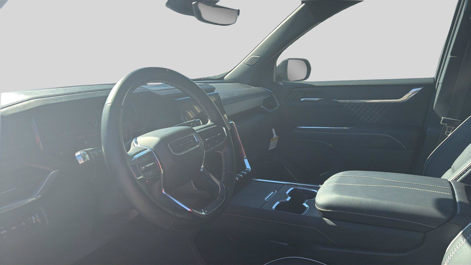 Used 2026 GMC Acadia Denali w/ Super Cruise Package AWD/4WD image 17