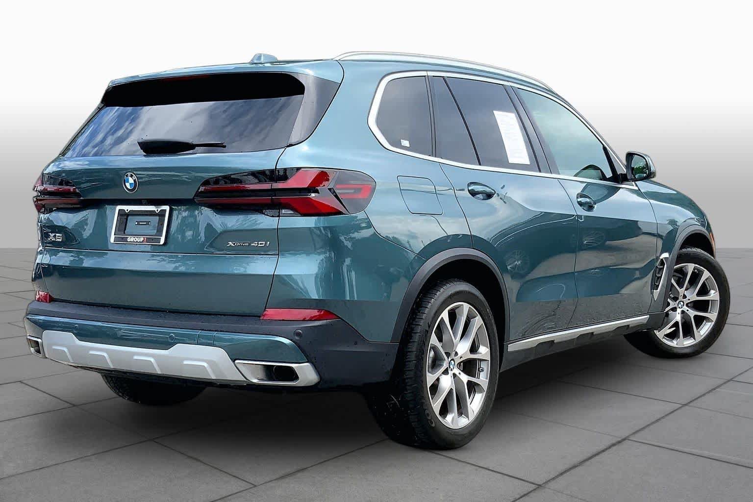 Used 2025 BMW X5 xDrive40i w/ Climate Comfort Package AWD/4WD image 13