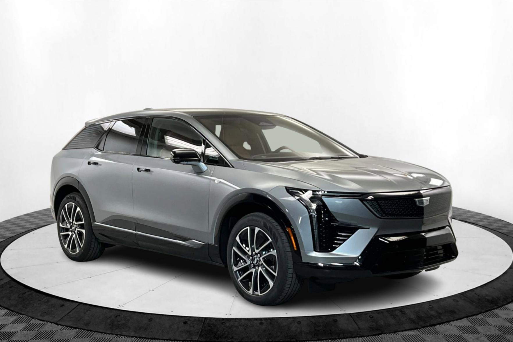 New 2025 Cadillac Optiq Sport 2 w/ LPO, Floor Liner Package image 8