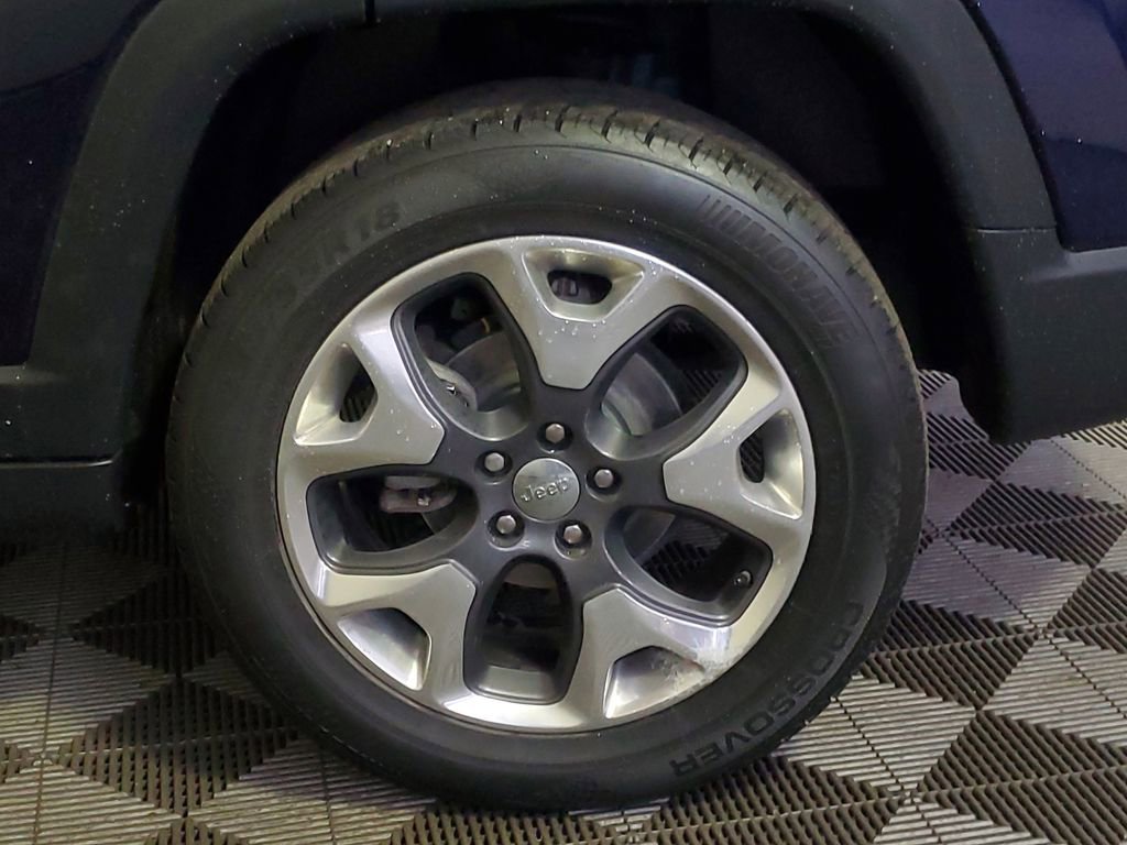 Used 2019 Jeep Compass Limited image 5
