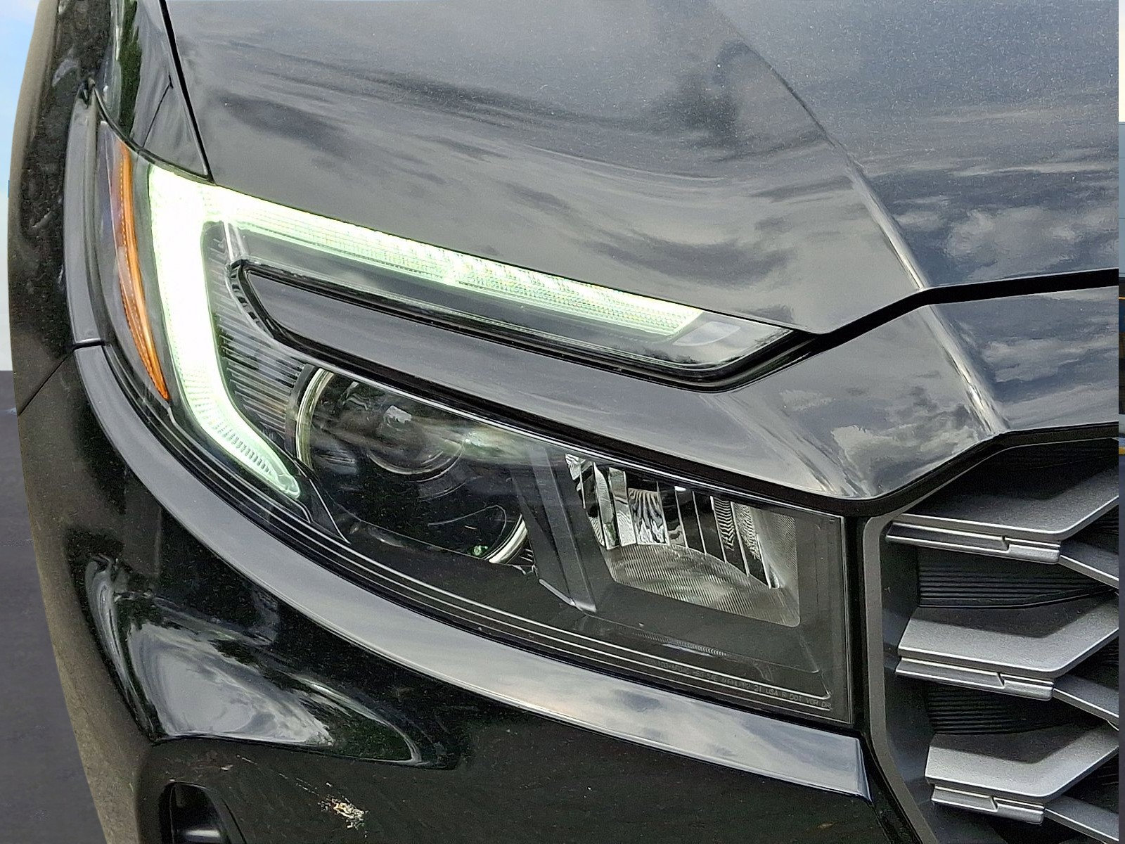 Certified 2023 Honda Passport TrailSport image 7