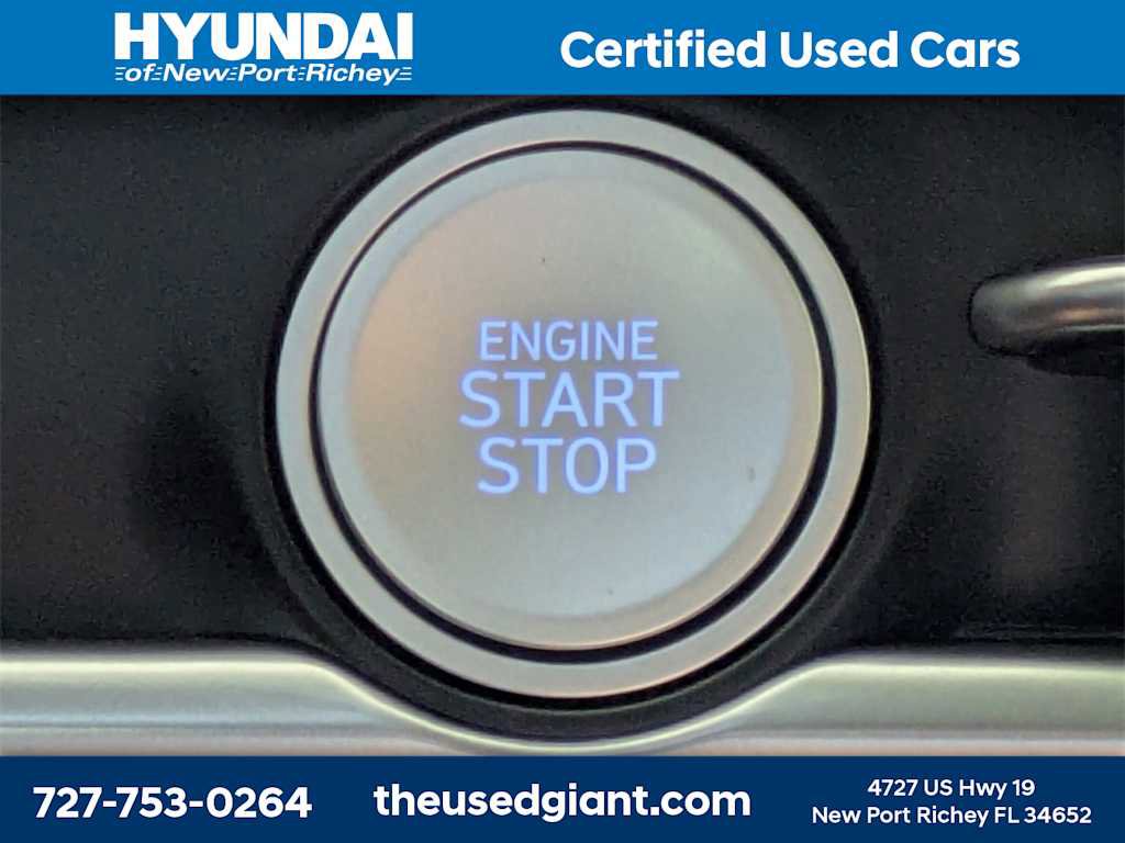 Used 2025 Hyundai Tucson SE image 30