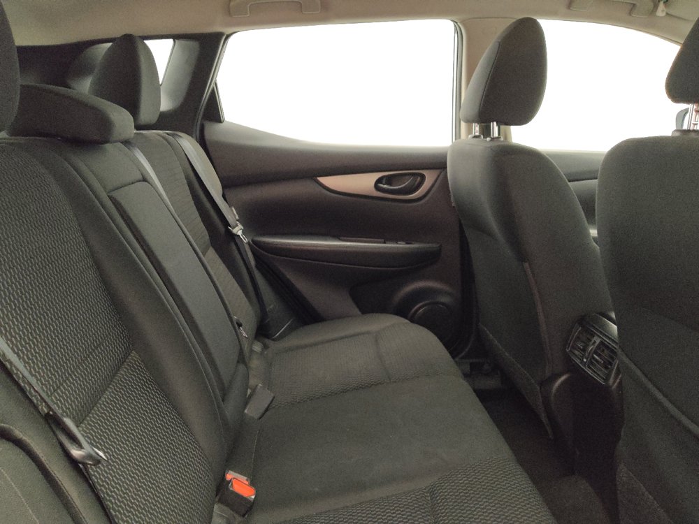 Used 2021 Nissan Rogue Sport S FWD image 19