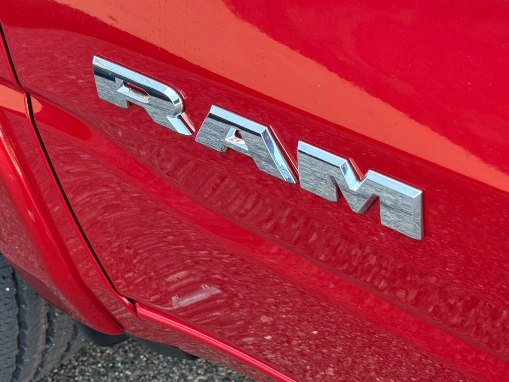 New 2026 RAM 1500 Laramie AWD/4WD image 32