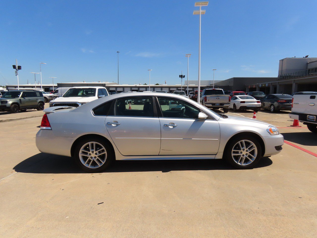 Used 2016 Chevrolet Impala LTZ image 10
