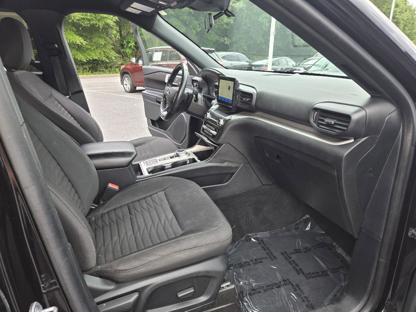Used 2020 Ford Explorer XLT RWD image 18