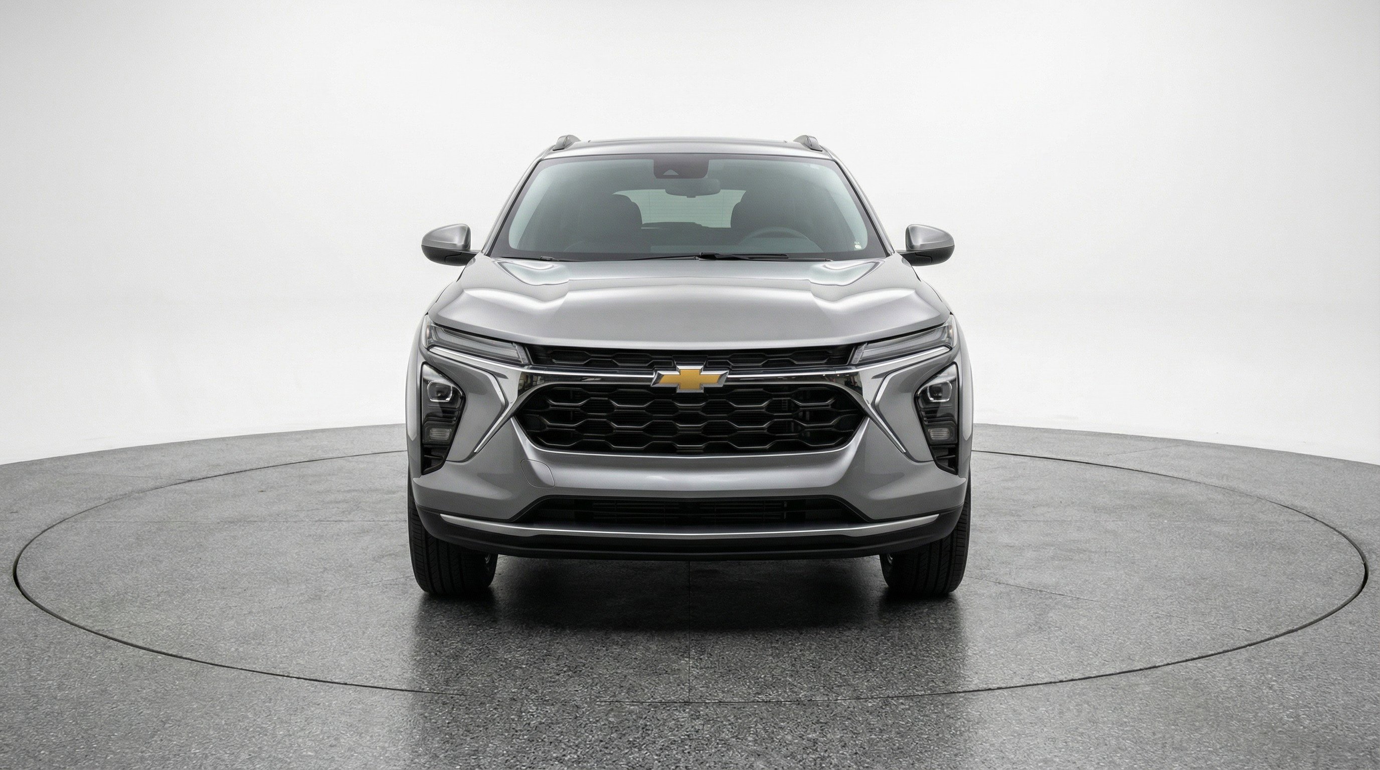 Used 2025 Chevrolet Trax LT w/ LT Convenience Package FWD image 2