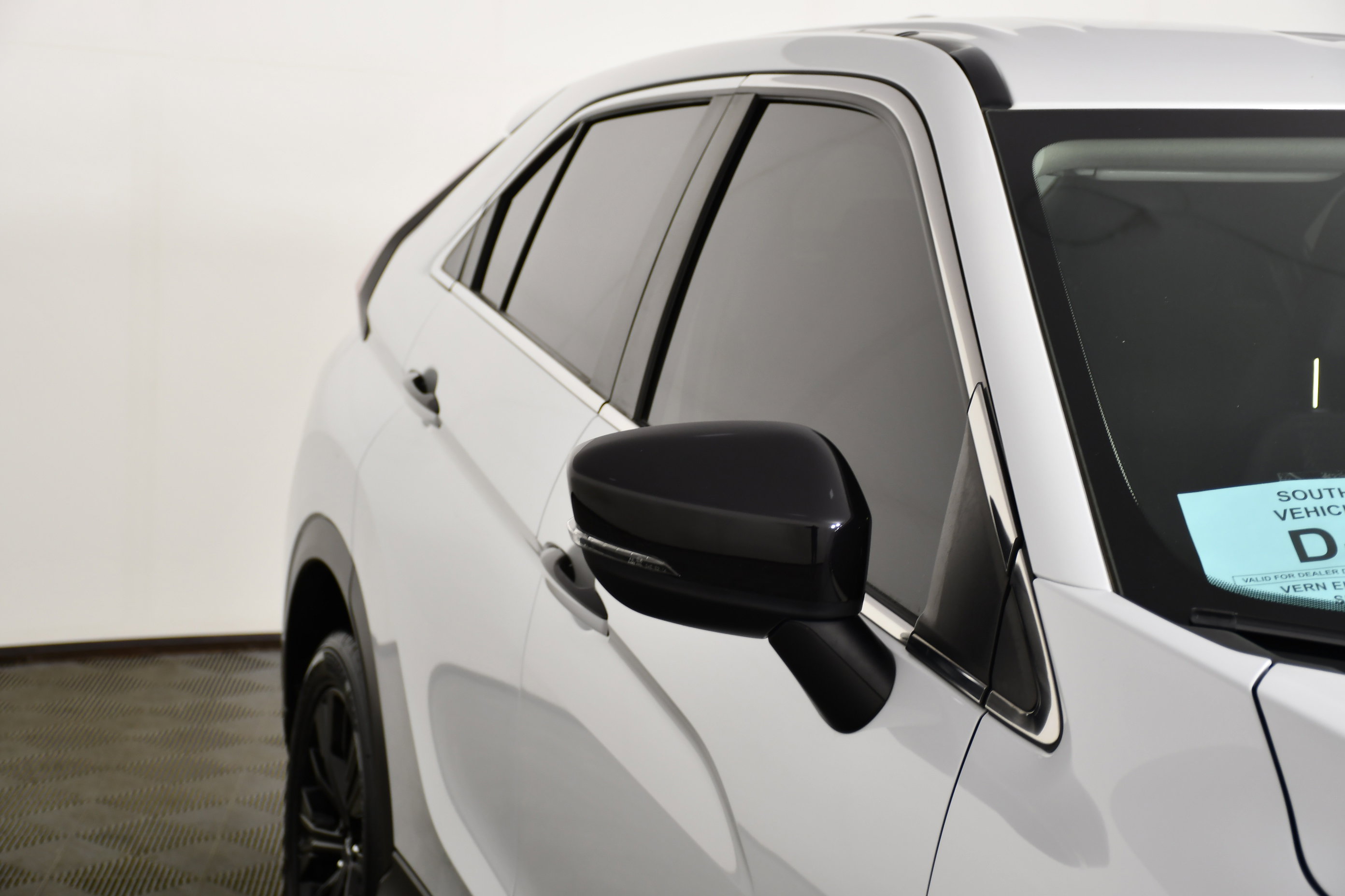 Used 2022 Mitsubishi Eclipse Cross LE image 14