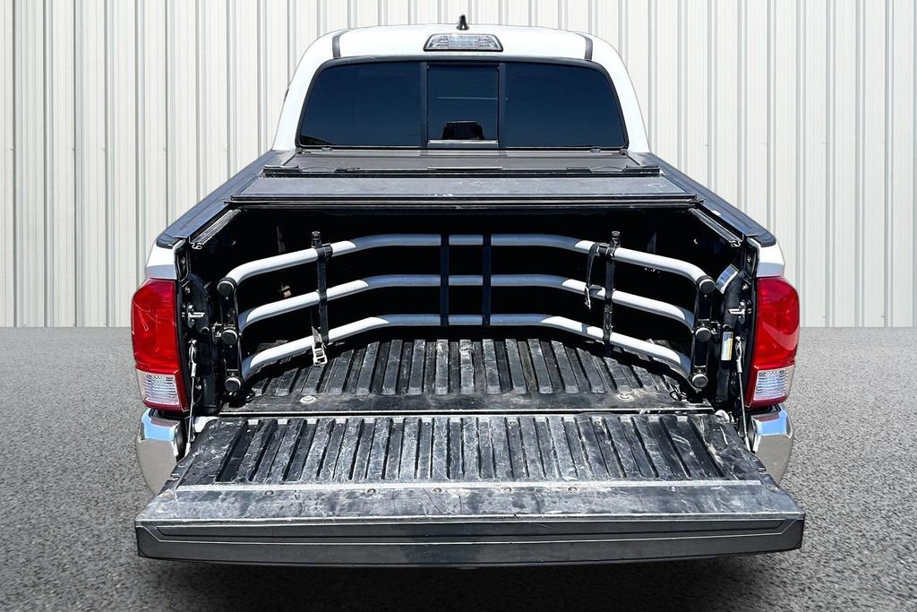 Used 2017 Toyota Tacoma SR5 w/ Tow Package RWD image 24