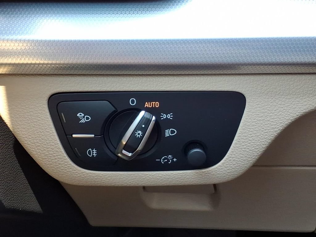 Certified 2024 Audi Q5 2.0T Premium Plus AWD/4WD image 27
