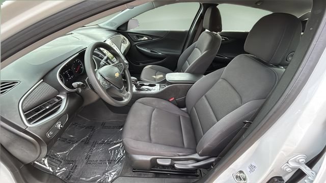 Used 2024 Chevrolet Malibu LS w/ Driver Confidence Package FWD image 18