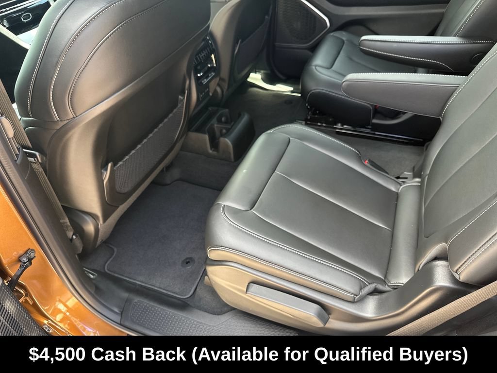New 2026 Jeep Grand Cherokee L Limited w/ Trailer Tow Package AWD/4WD image 34