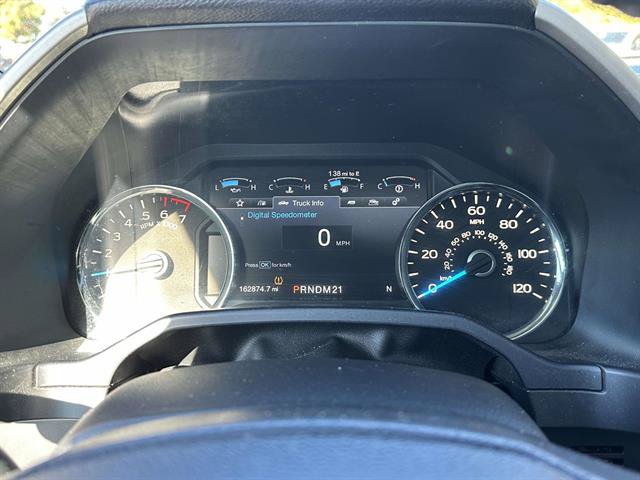 Used 2015 Ford F150 Lariat w/ Equipment Group 502A Luxury AWD/4WD image 17