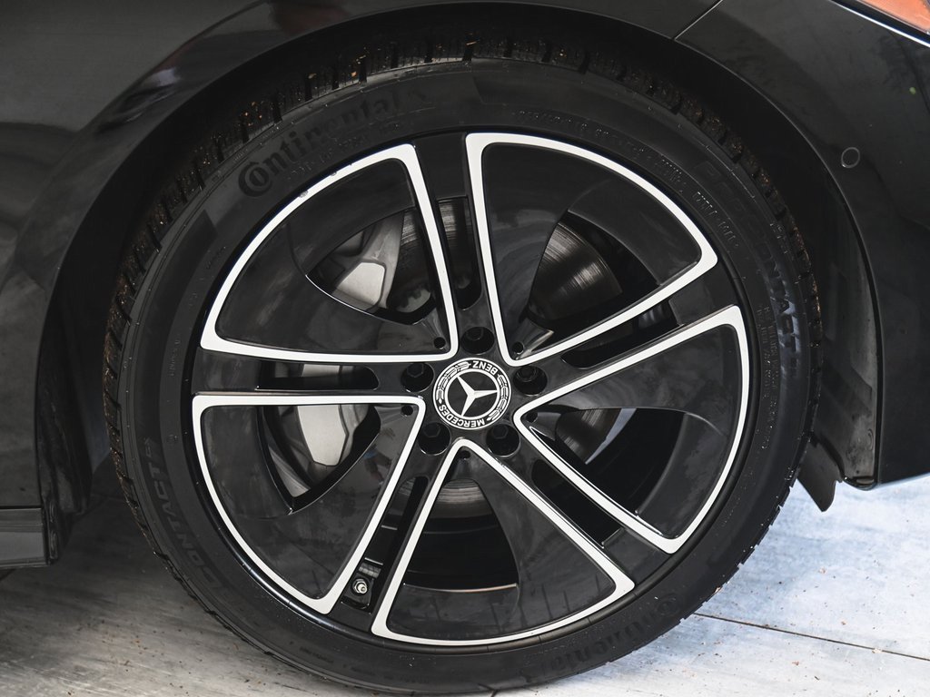 Used 2025 Mercedes-Benz CLE 300 4MATIC Coupe image 7