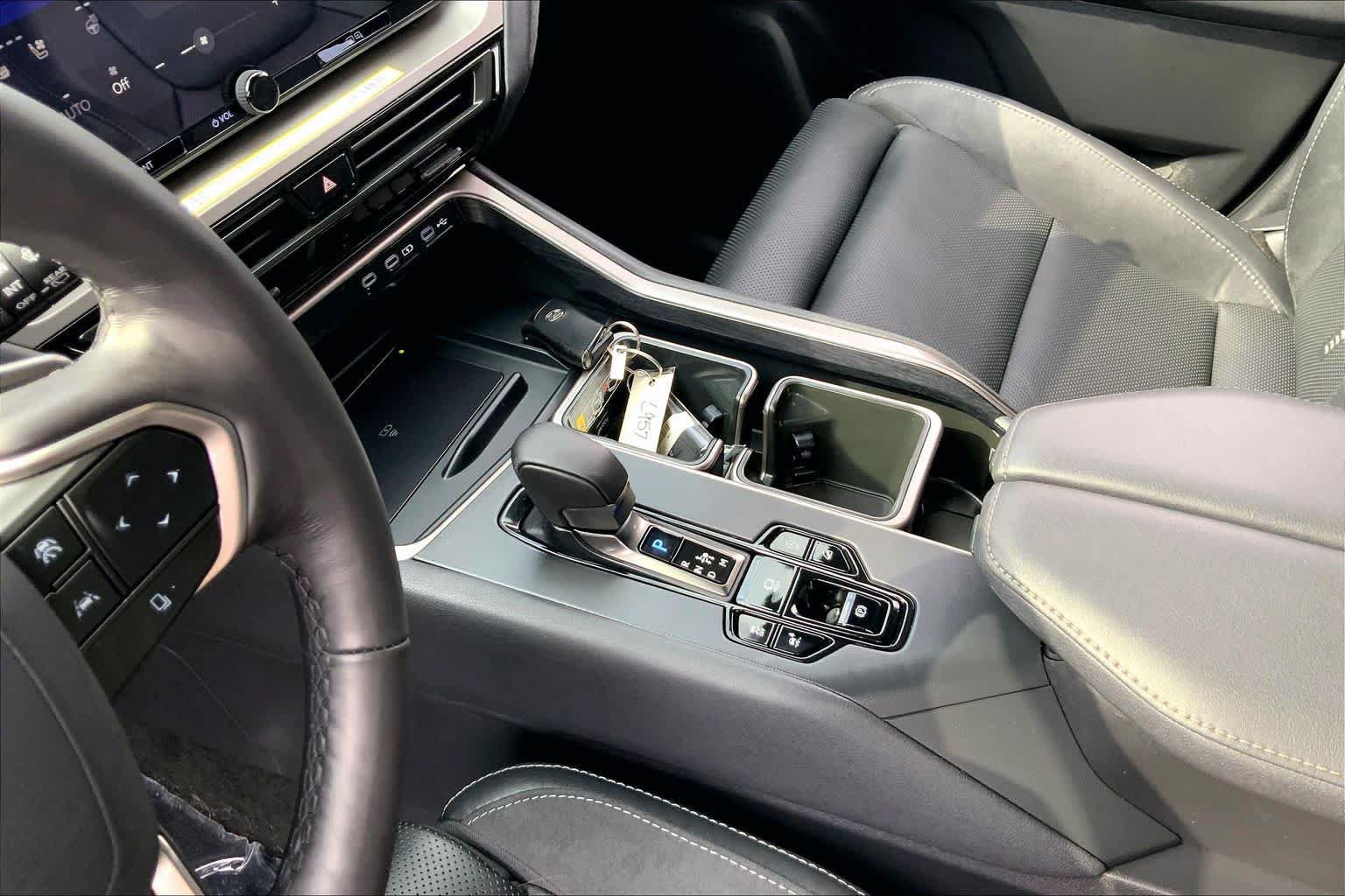 Certified 2025 Lexus TX 350 AWD w/ Technology Package image 17