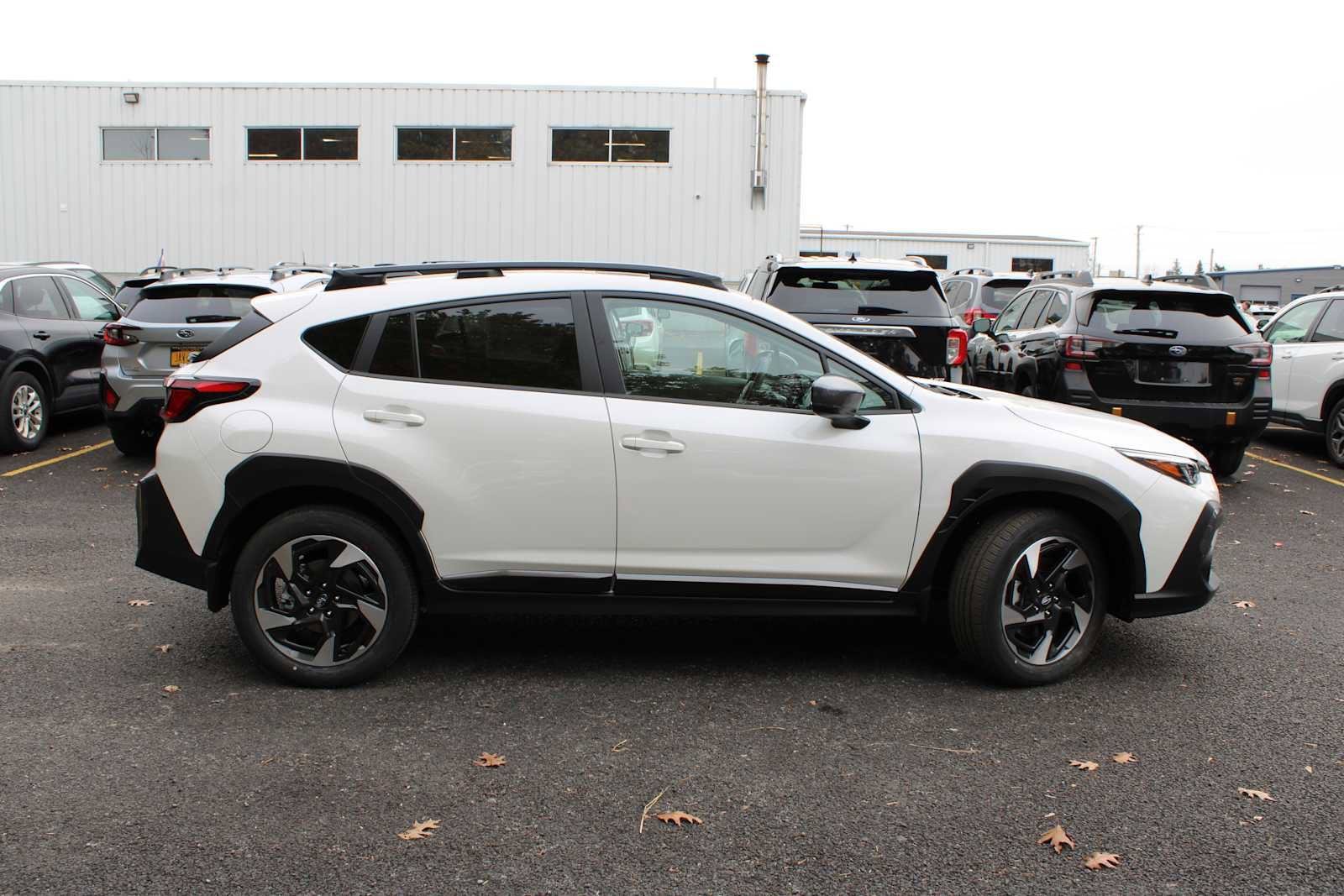 New 2025 Subaru Crosstrek 2.5i Limited w/ Crosstrek Mirror Package image 14